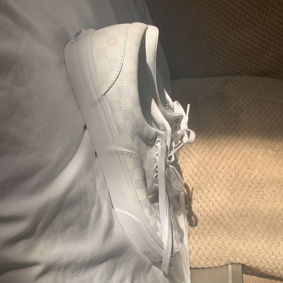 Size 11 all white vans - Picture 2 of 4